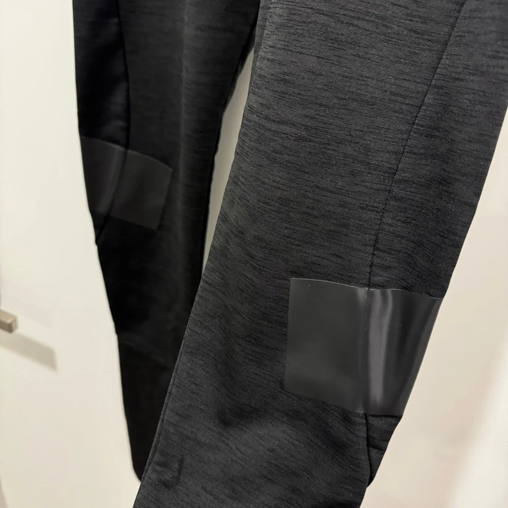 Adidas black yoga pants - Picture 3 of 5